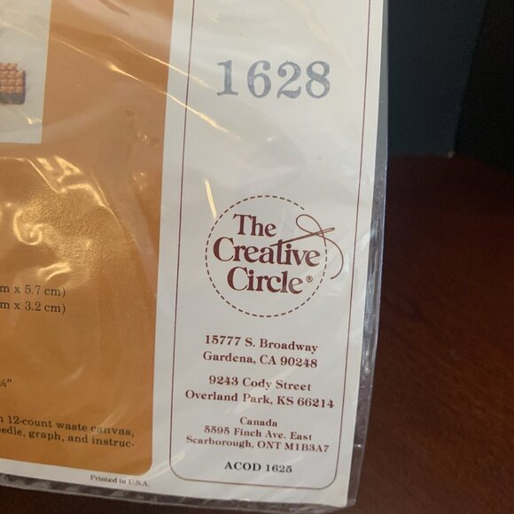 Lot of 3 Creative Circle Cross Stitch Kits - 1627 Happy Rainbow & 1628 Monogram - Picture 9 of 10